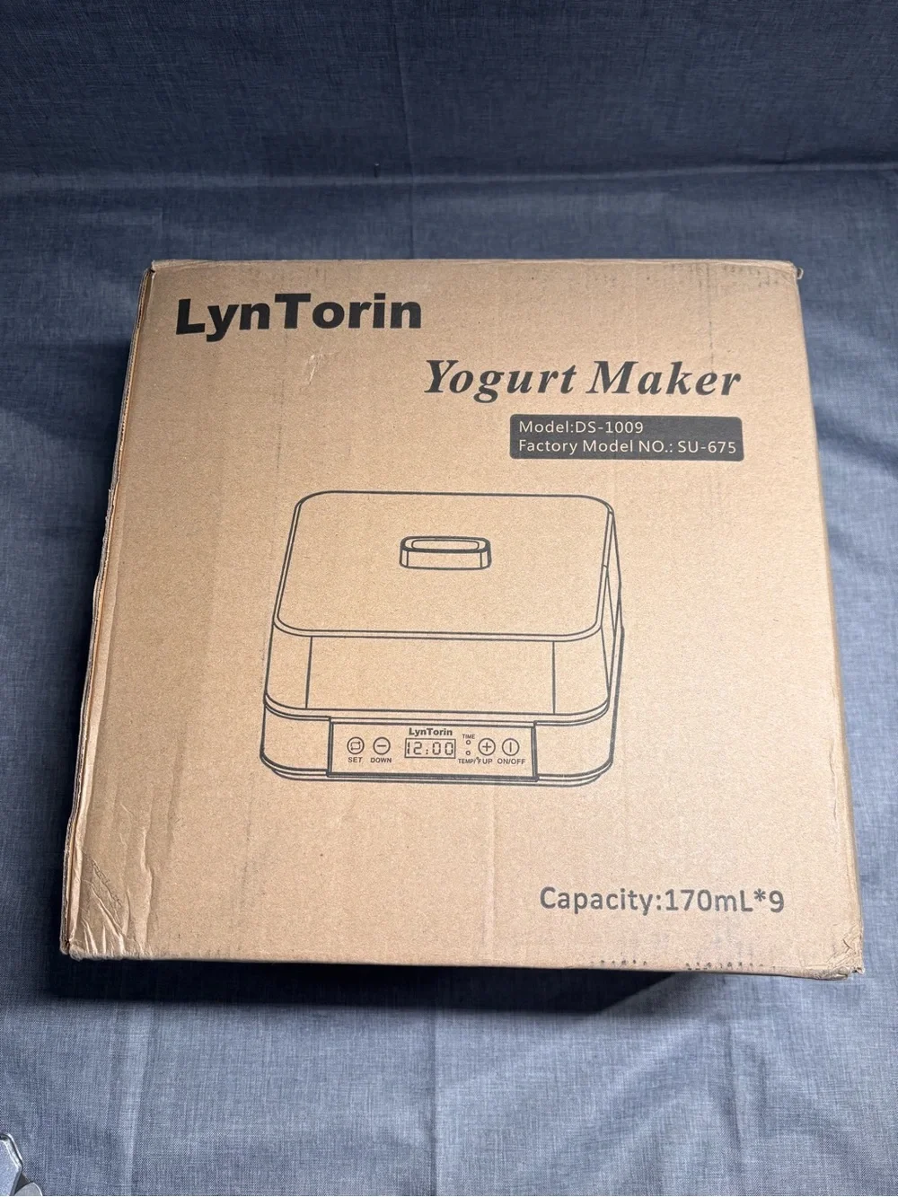Lyn Torin Probiotic Yogurt Maker 9 Glass Cups 52oz Ea. Model: SU-675 New In Box